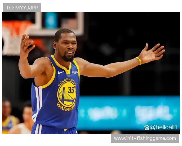 杜兰特谈东契奇：曾认为其只会后撤步三分，现认可其掌控力